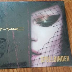 MAC Spellbinder Eye Shadow Palette